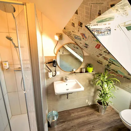 Aappartel Gaestehaus - Parkplatz - Zentral - 24h Check In *