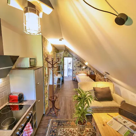 Aappartel Gaestehaus - Parkplatz - Zentral - 24h Check In * Bielefeld