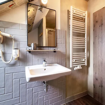 Aappartel Gaestehaus - Parkplatz - Zentral - 24h Check In