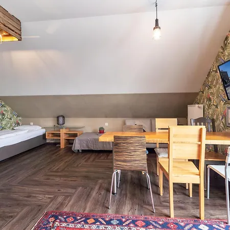 Hotel apartamentowy Aappartel Gaestehaus - Parkplatz - Zentral - 24h Check In *