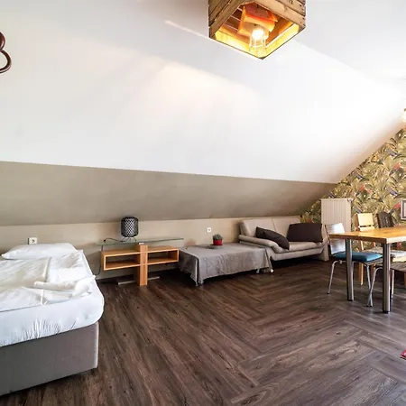 Aappartel Gaestehaus - Parkplatz - Zentral - 24h Check In