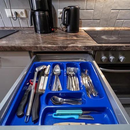 Hotel apartamentowy Aappartel Gaestehaus - Parkplatz - Zentral - 24h Check In Bielefeld