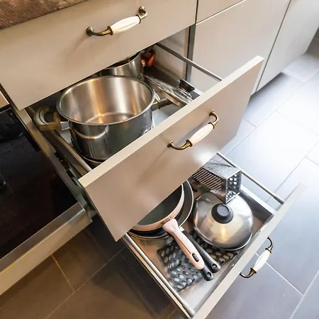 Aappartel Gaestehaus - Parkplatz - Zentral - 24h Check In * Bielefeld