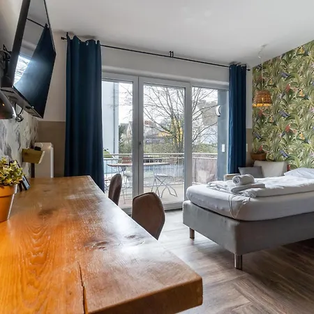 Aappartel Gaestehaus - Parkplatz - Zentral - 24h Check In * Bielefeld