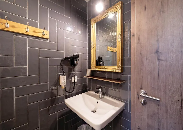 Aappartel Gaestehaus - Parkplatz - Zentral - 24h Check In Apartahotel *